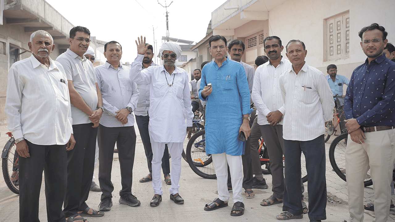 Community Family Circle